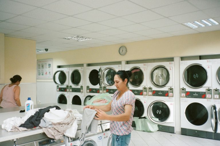 Best Laundromat Side Hustles: Why Buying a Laundromat is So Profitable